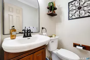 36 Shadows End Ln, Milford, CT 06460 - Photo 17