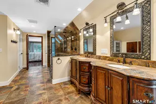 36 Shadows End Ln, Milford, CT 06460 - Photo 21