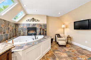 36 Shadows End Ln, Milford, CT 06460 - Photo 23