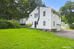 2 Chestnut Cir, Naugatuck, CT 06770 - Photo 37