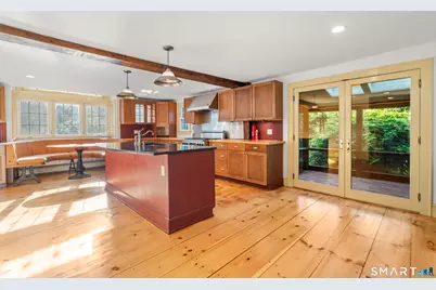 218 Grumman Avenue, Norwalk, CT 06851 - Photo 13