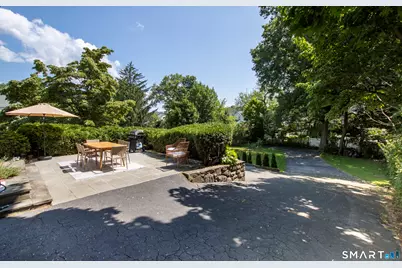 107 Clovelly Road, Stamford, CT 06902 - Photo 27