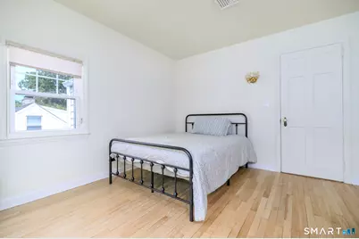 136 Alton Road, Stamford, CT 06906 - Photo 21