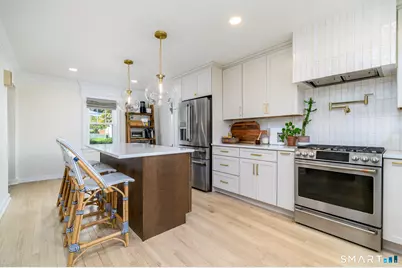 136 Alton Road, Stamford, CT 06906 - Photo 5