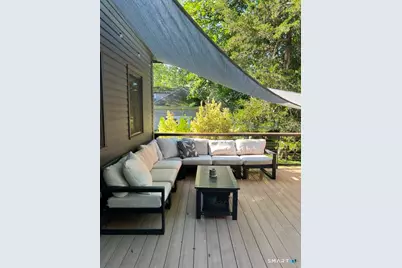 25 Pequot Avenue, Groton, CT 06355 - Photo 5