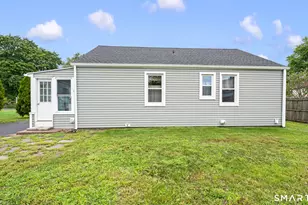 80 Suffolk Dr, East Hartford, CT 06118 - Photo 21