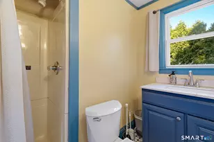 1 E Lake Dr, Waterford, CT 06375 - Photo 19