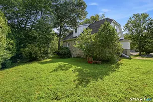 1 E Lake Dr, Waterford, CT 06375 - Photo 37