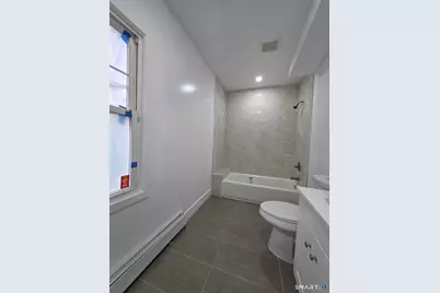8 Marley Place #1st Floor, Waterbury, CT 06705 - Photo 9