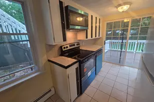 97 Fairview Ave, Groton, CT 06340 - Photo 15