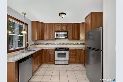 6 Hemlock Circle, Clinton, CT 06413 - Photo 13