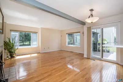 37 Reed Court #37, Bloomfield, CT 06002 - Photo 11