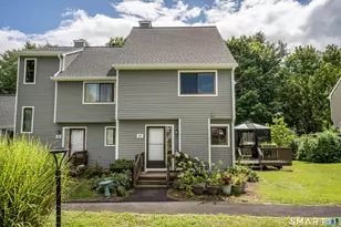 37 Reed Ct, Bloomfield, CT 06002 - Photo 1