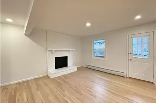 56 Taylor Pl, Fairfield, CT 06890 - Photo 3