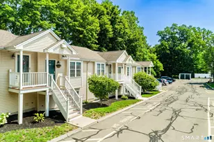 530 Center St, Wallingford, CT 06492 - Photo 9