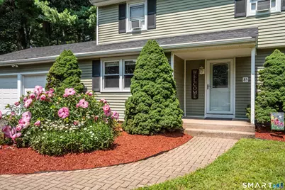 85 Galaxy Drive, Manchester, CT 06040 - Photo 3