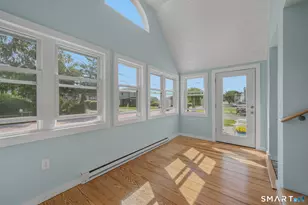 95 Jupiter Point Rd, Groton, CT 06340 - Photo 5