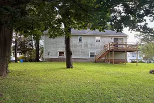 107 Tanglewood Dr, Hamden, CT 06518 - Photo 5