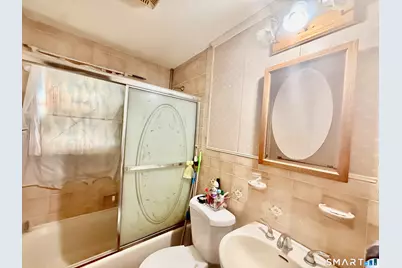 370 Kent Avenue, Bridgeport, CT 06610 - Photo 3