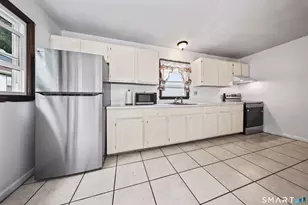 45-47 Server St, Manchester, CT 06040 - Photo 13