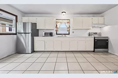 45-47 Server Street, Manchester, CT 06040 - Photo 9