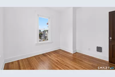 46-48 Tenth Street #46, Derby, CT 06418 - Photo 17