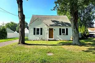 41 Hockanum Dr, East Hartford, CT 06118 - Photo 17