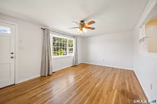 34 Mountain View Rd, Ansonia, CT 06401 - Photo 3