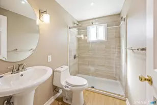 34 Mountain View Rd, Ansonia, CT 06401 - Photo 13