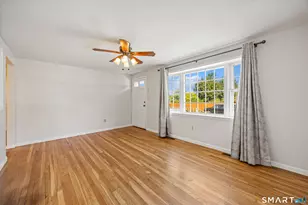 34 Mountain View Rd, Ansonia, CT 06401 - Photo 5