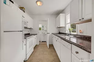 325 E Wakefield Blvd, Winchester, CT 06098 - Photo 9