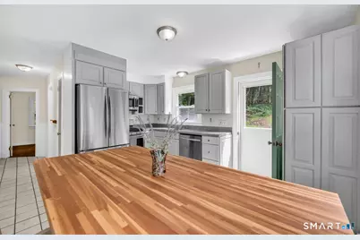 425 Lakeside Road, Morris, CT 06758 - Photo 7