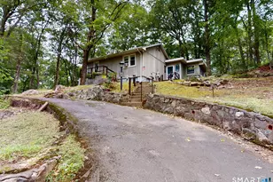 69 Carol St, Danbury, CT 06810 - Photo 27