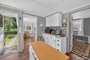190 Giants Neck Rd, East Lyme, CT 06357 - Photo 11