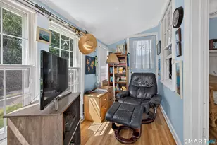190 Giants Neck Rd, East Lyme, CT 06357 - Photo 11