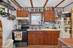 190 Giants Neck Rd, East Lyme, CT 06357 - Photo 17