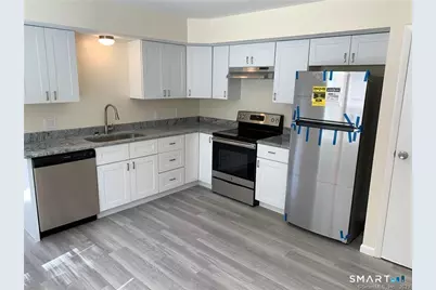 9 South Street #B, Bethel, CT 06801 - Photo 5