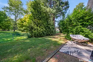 190 Tomlinson Ave, Plainville, CT 06062 - Photo 29