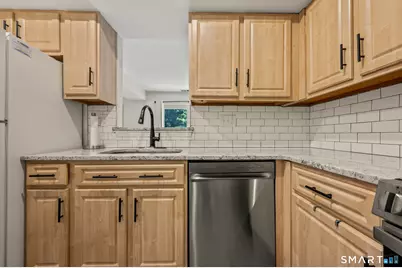 190 Tomlinson Avenue #5F, Plainville, CT 06062 - Photo 5