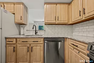 190 Tomlinson Ave, Plainville, CT 06062 - Photo 5
