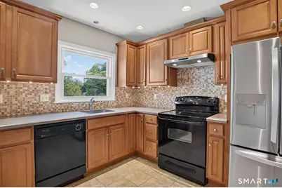 55 Dann Drive, Stamford, CT 06905 - Photo 9
