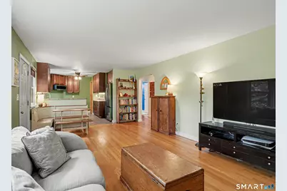 17 North Forest Circle, West Haven, CT 06516 - Photo 9