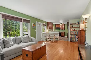 17 N Forest Cir, West Haven, CT 06516 - Photo 7