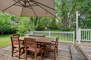 17 N Forest Cir, West Haven, CT 06516 - Photo 31