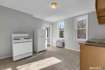 143 Putnam Street, Hartford, CT 06106 - Photo 9