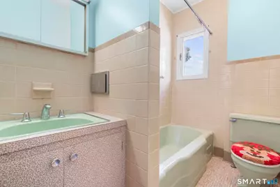139 Richards Street, West Haven, CT 06516 - Photo 23