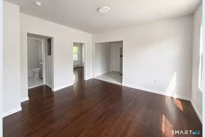 10 Edwards Street, Waterbury, CT 06708 - Photo 5