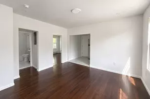 10 Edwards St, Waterbury, CT 06708 - Photo 5