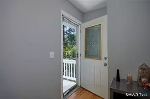 8 Lakeside Dr Exte, Ridgefield, CT 06877 - Photo 3