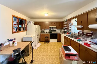 21 Marshall Street, West Haven, CT 06516 - Photo 13